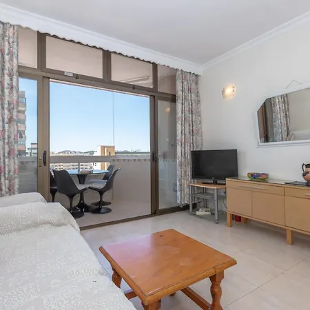 アパート Sunny One Bedroom