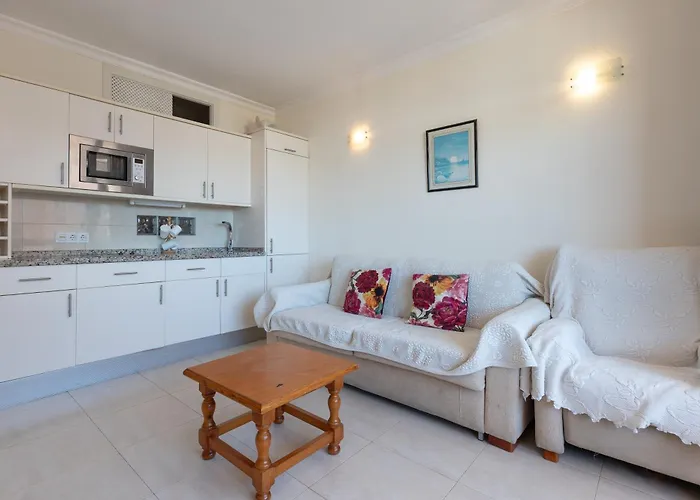 Sunny One Bedroom